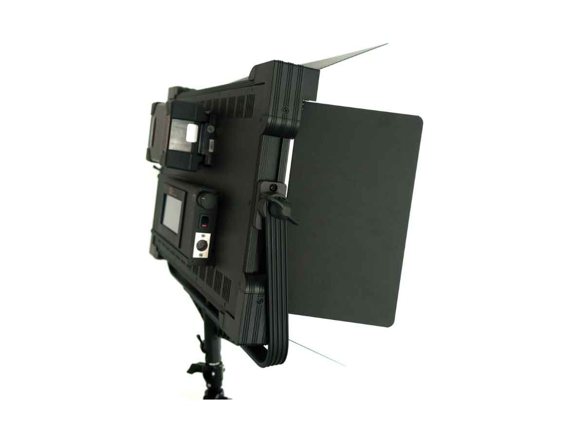 LS Edge 1380ASVL Bi-Colour Soft LED Light