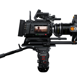 Blackmagic Design URSA Cine 12K + EVF