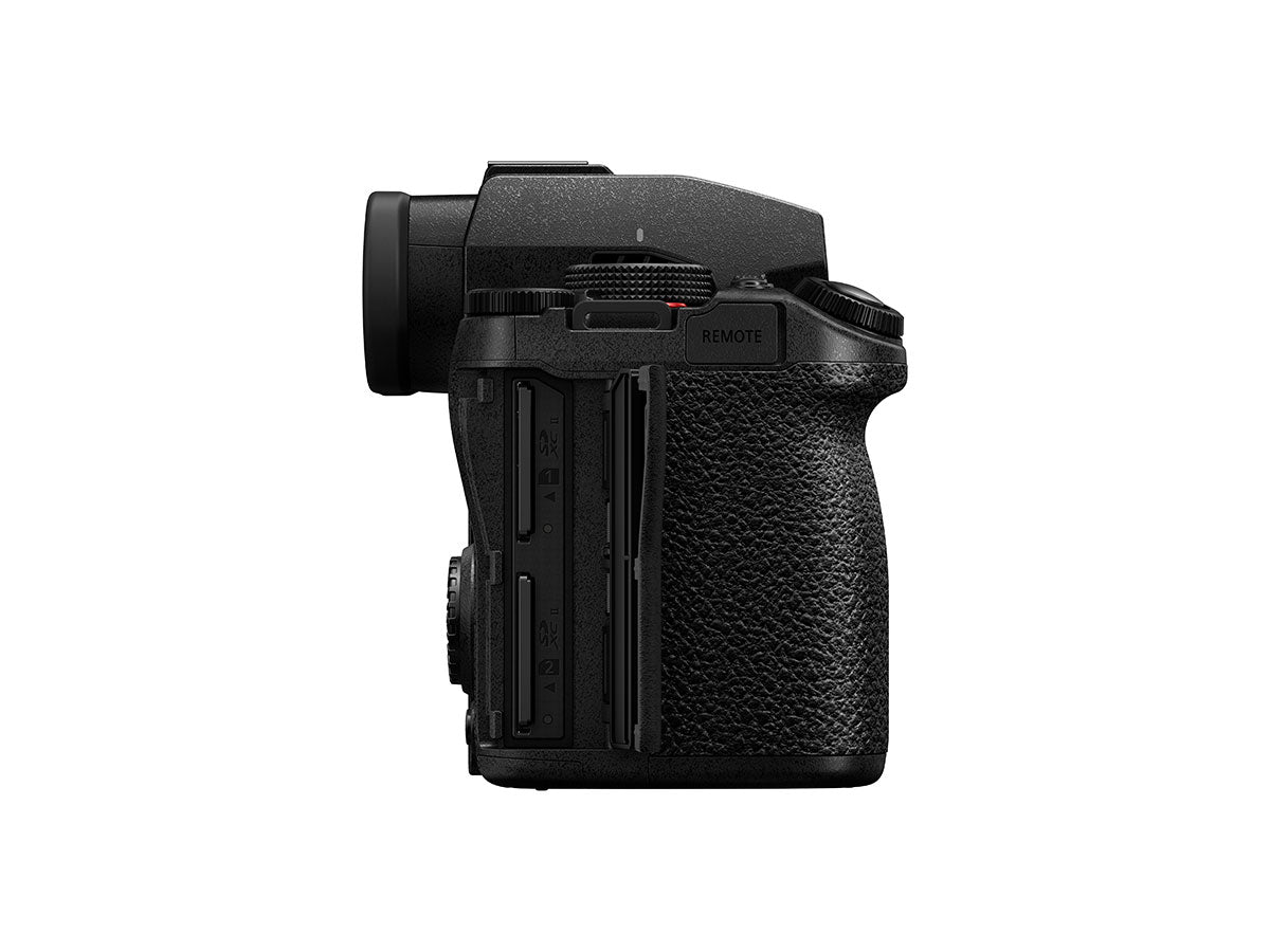 Panasonic LUMIX S5iiX - Body Only